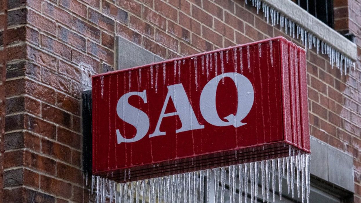 Enseigne de la SAQ.
