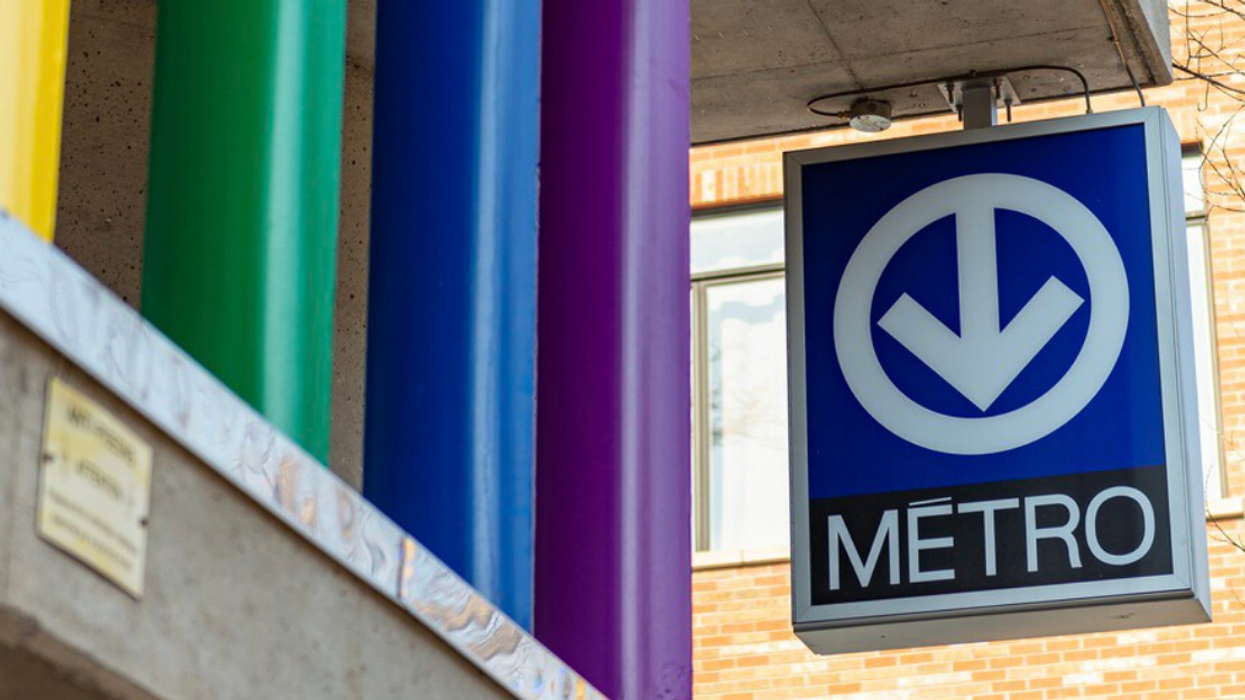 Enseigne du métro de Montréal.