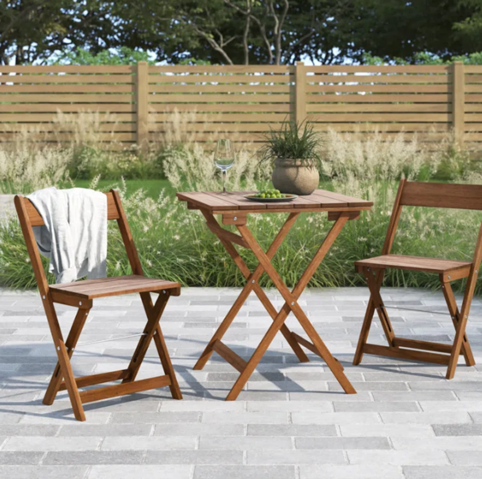 Ensemble bistro Tynemouth Square pour 2 personnes.