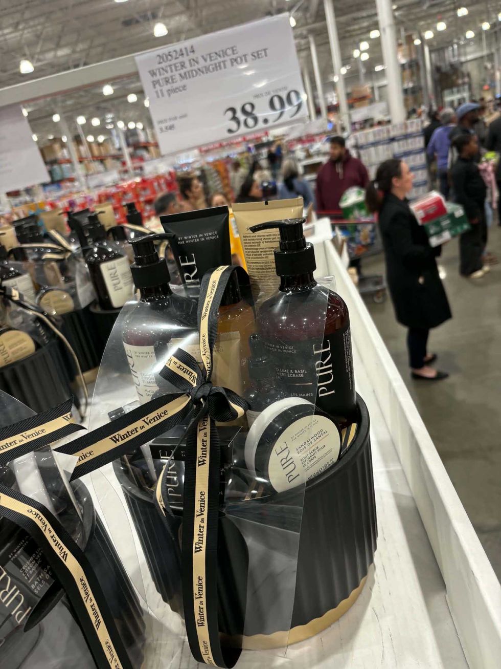 Ensemble cadeau de soins Winter in Venice Pure Midnight chez Costco