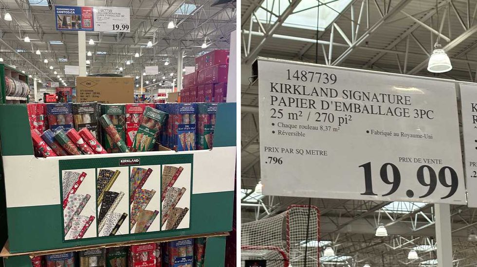 Ensemble de trois rouleaux de papier d'emballage. Droite : Affiche de prix Costco pour le papier d'emballage.
