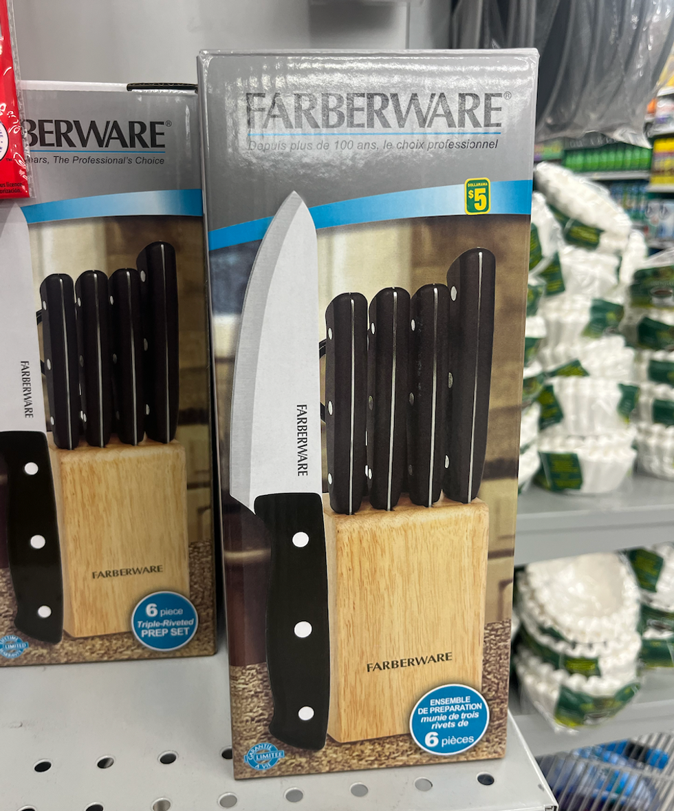 Ensemble Faberware dans son emballage au Dollarama.