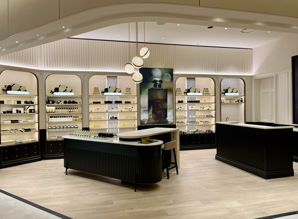 Espace beaut\u00e9 \u00e0 la boutique Renna\u00ef.