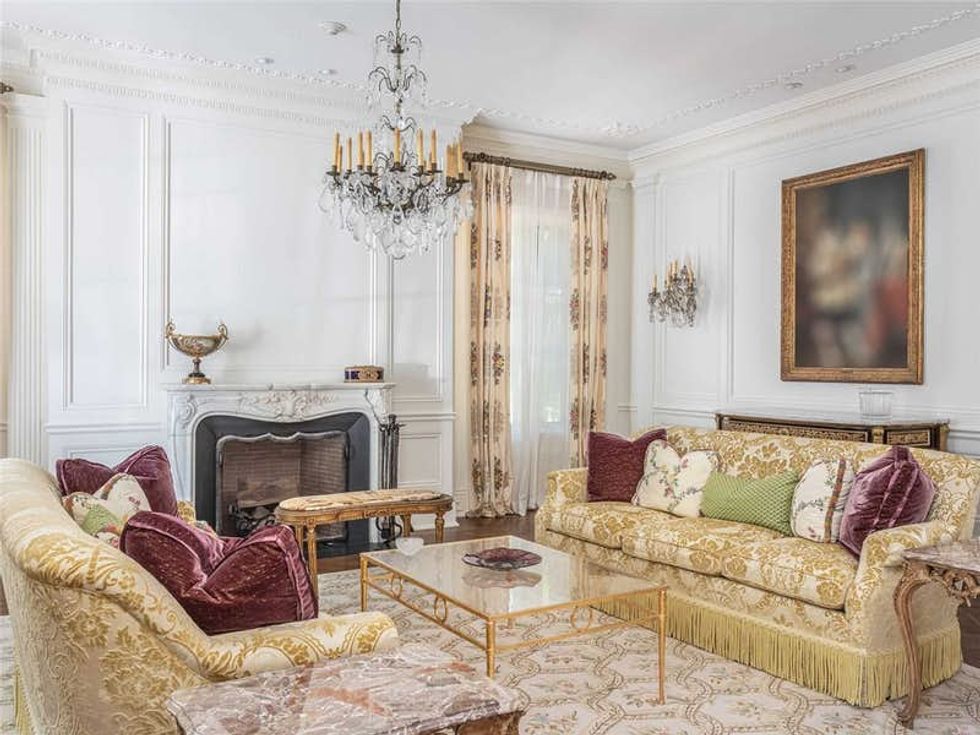 estate for sale in Ontario