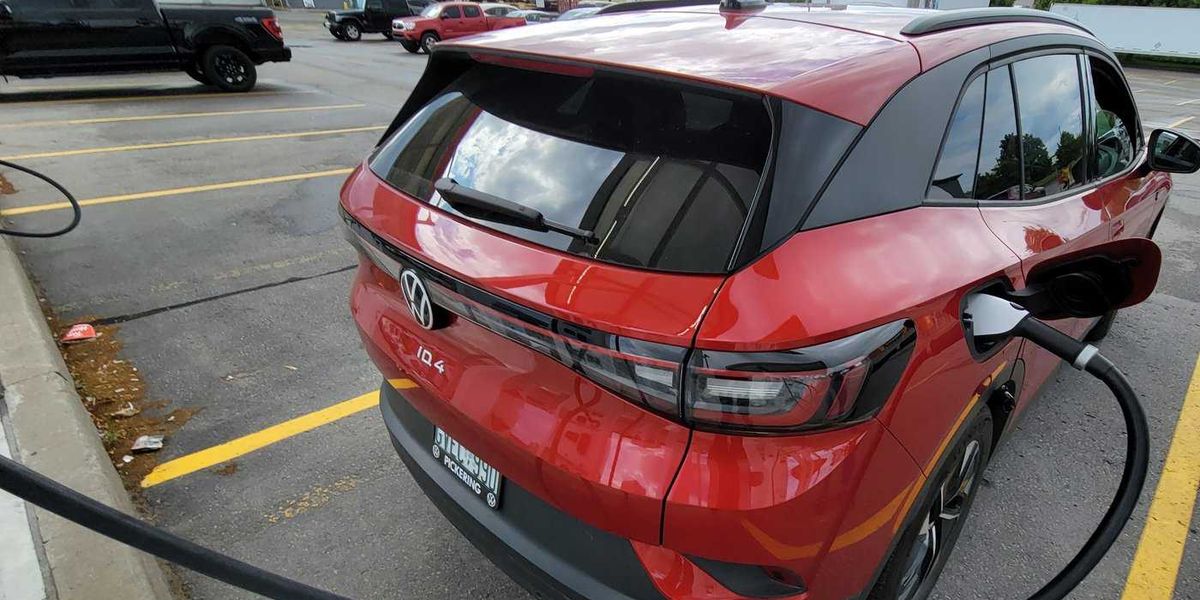 EV sales jump in March as federal rebates return, though market share up slightly EV sales jump in March as federal rebates return, though market share up slightly
