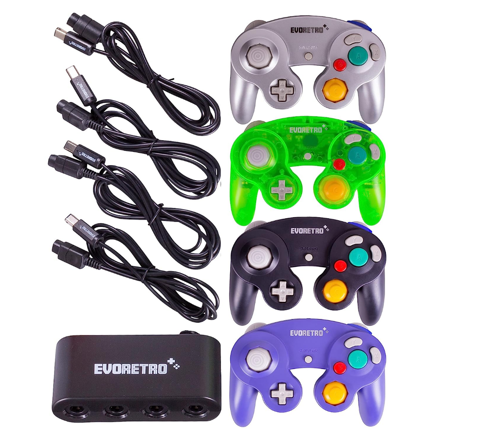 EVORETRO Lot de 4 manettes de GameCube sur Amazon.