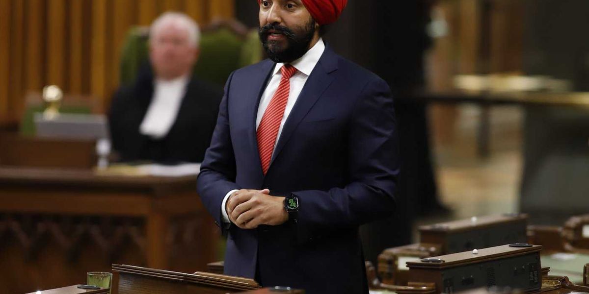 Former federal cabinet member Navdeep Bains enters Ontario Liberal leadership race Former federal cabinet member Navdeep Bains enters Ontario Liberal leadership race