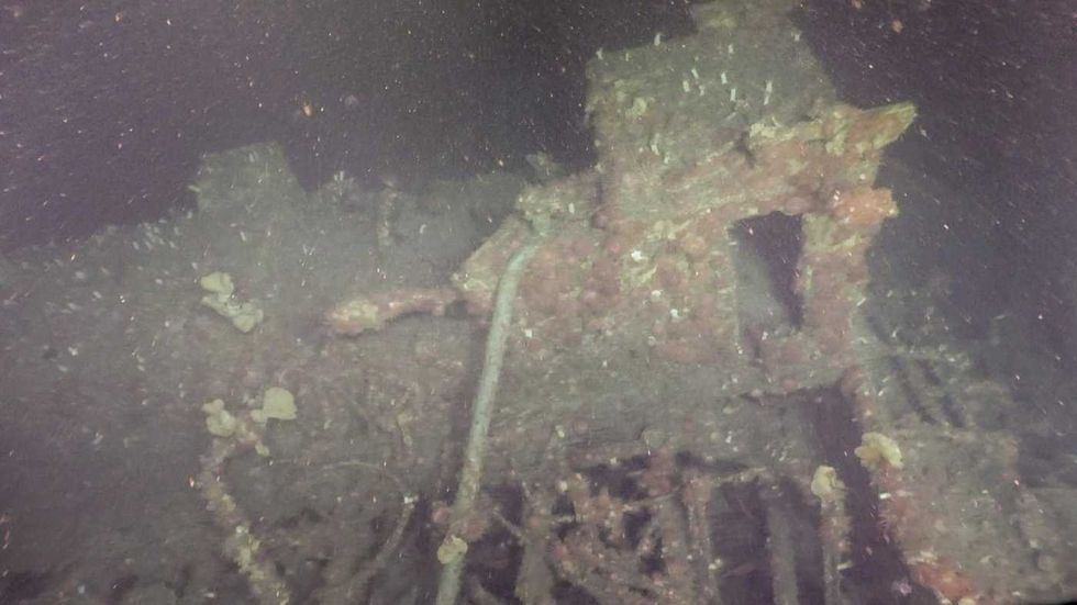 Expedition captures photos of Scott's ship