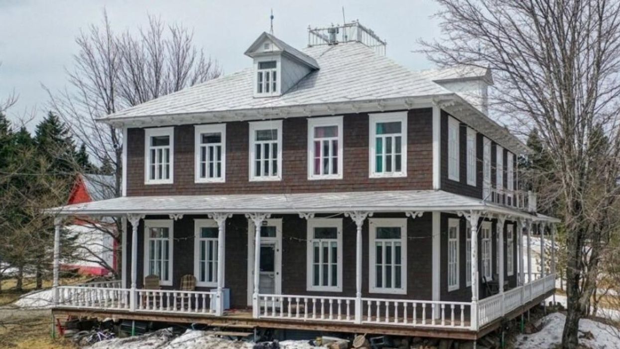 Extérieur de la maison à vendre au 899, rue des Lacs, Saint-Séverin, QC.