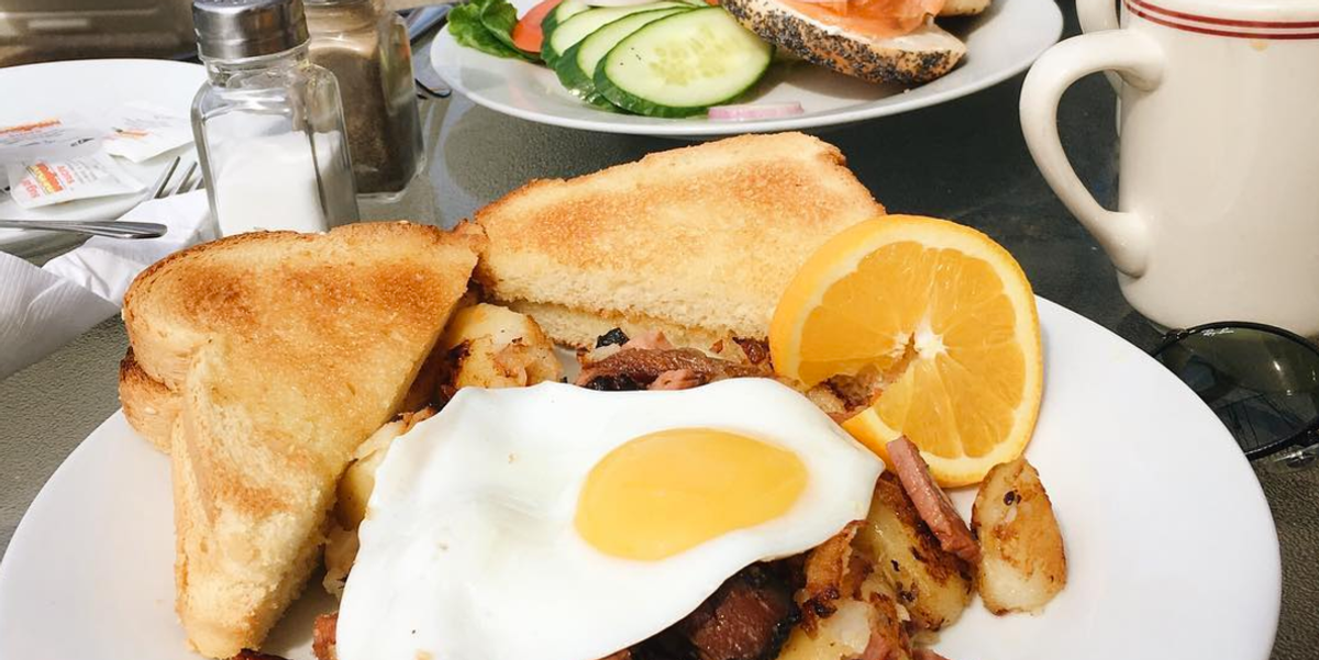 13 Fantastic Breakfast Spots In Halifax You Can Eat At For Less Than