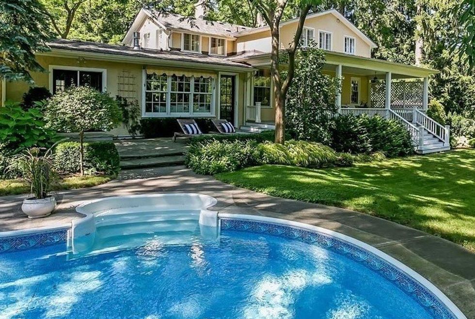 Lakefront Houses For Sale In Toronto That Will Leave You Drooling Narcity