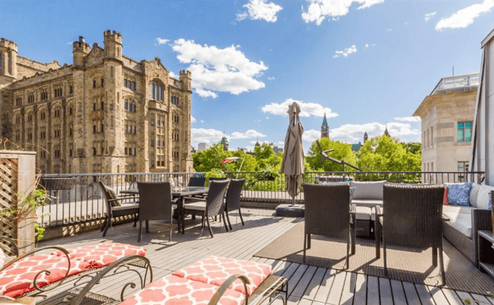 A House For Sale In Ottawa Is So Close To Justin Trudeau's House Narcity