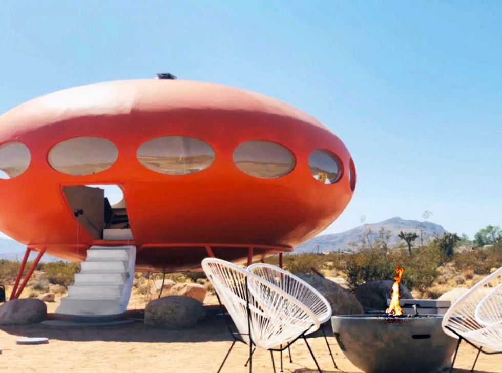 You Can Stay At A Real Life Area 51 Themed Flying Saucer In California