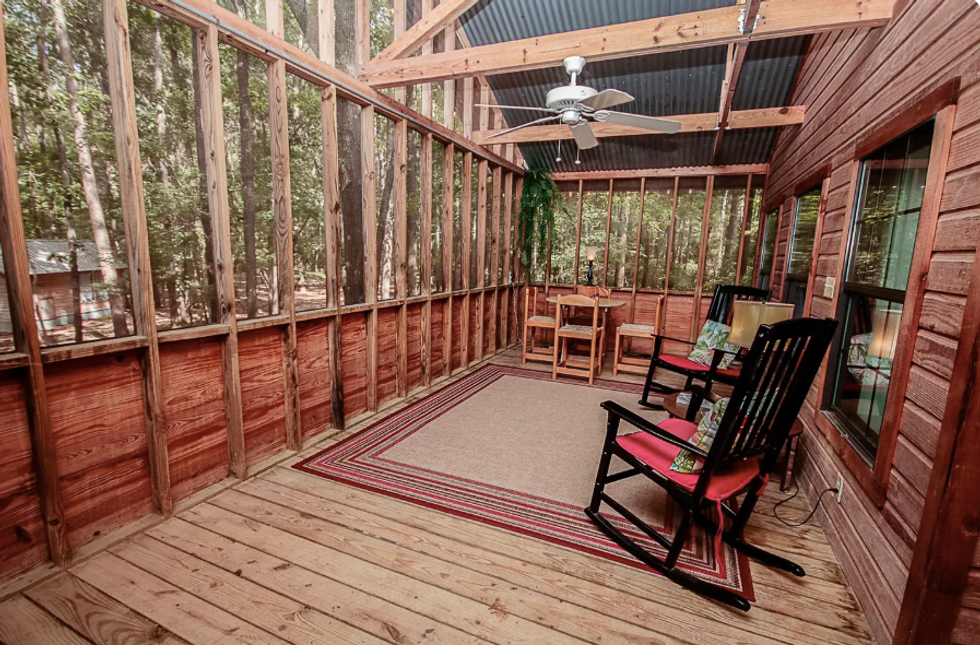 This Tree House Airbnb Near Dallas Is The Perfect Nature Vacation Spot