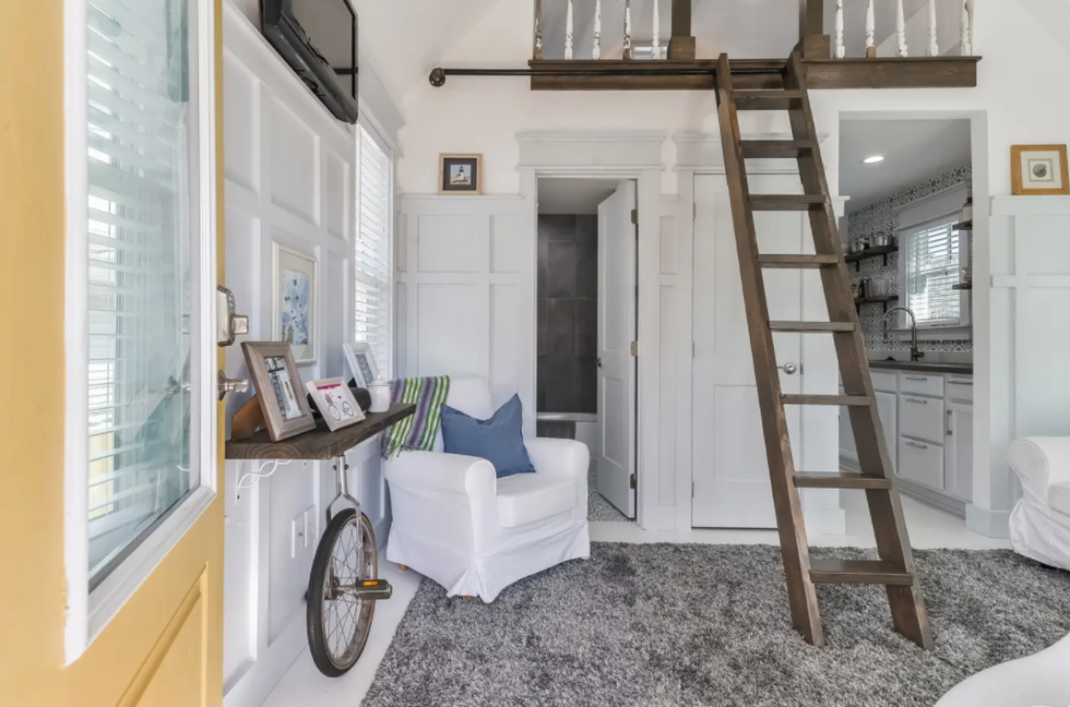 This Galveston Tiny House Is The Perfect Beach Getaway For Only 17