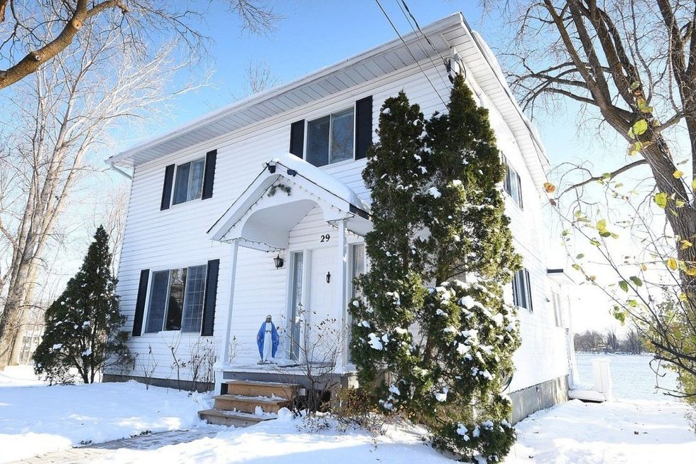 Canada Houses For Sale That You Can Get For 400,000 Or Less Narcity