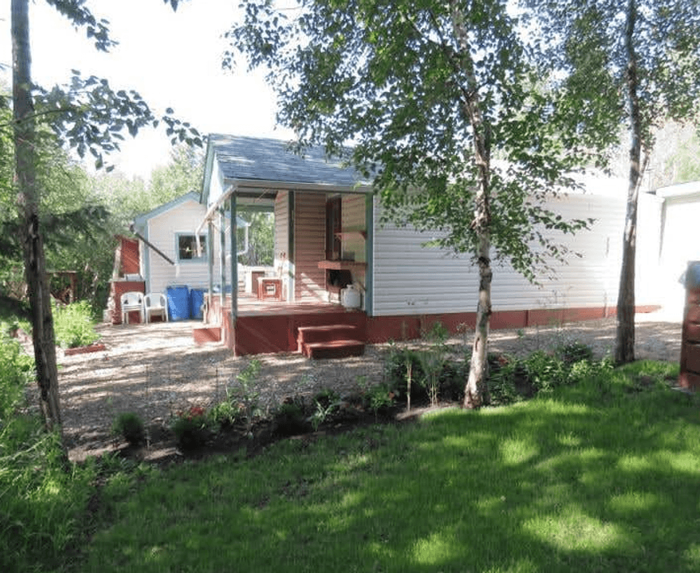 11 Alberta Houses Under 70,000 That Have Tons Of Potential Narcity