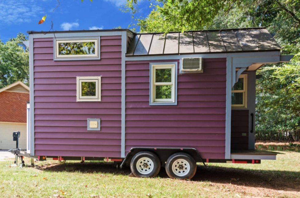 Tiny Home For Sale In Is Affordable And Under 40k Narcity