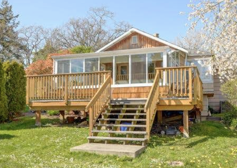 6 BC Island Homes For Sale Right Now That Are Under Surprisingly 1