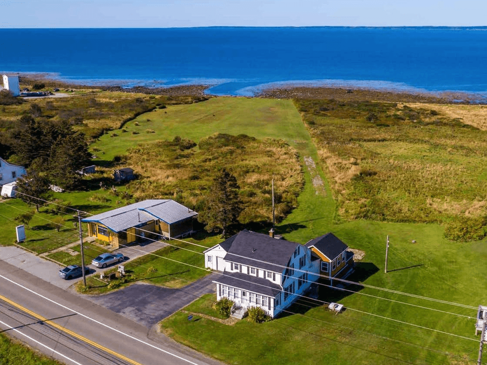 Houses For Sale In Nova Scotia Are Huge & You Can Get A Mansion For