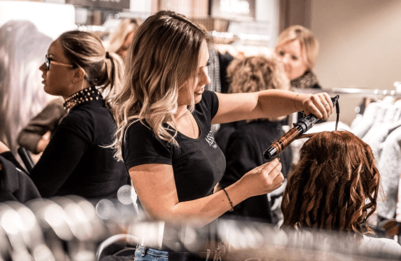 Toronto Hair Salons Are Revealing Reopening Plans They Re Intense Narcity