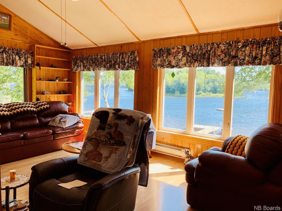 House For Sale In New Brunswick Has A Mini Private Beach & Costs Under 250K (PHOTOS) Narcity
