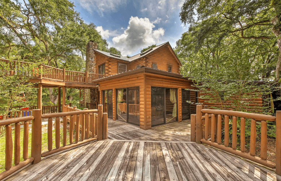 7 Most Ridiculously Beautiful Chalets You Can Rent In Florida Narcity