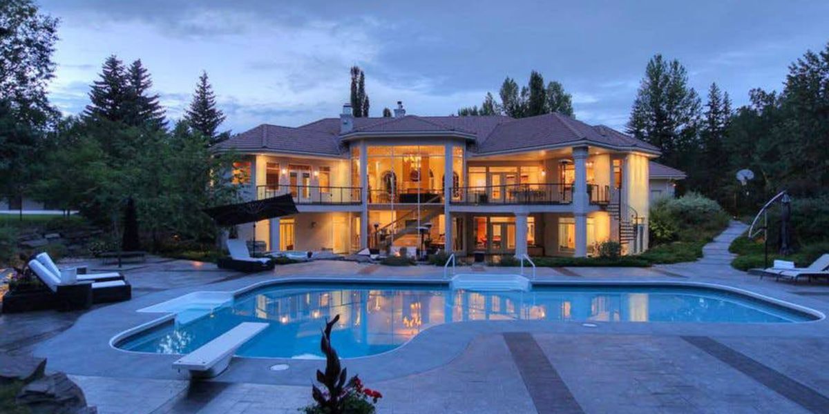 This 3.5M Edmonton Mansion Makes Alberta Look Better Than Beverly Hills Narcity This 3.5M Edmonton Mansion Makes Alberta Look Better Than Beverly Hills Narcity