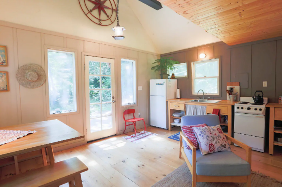 6 Unique Airbnbs In Washington That Cost Less Than 150 A Night Narcity