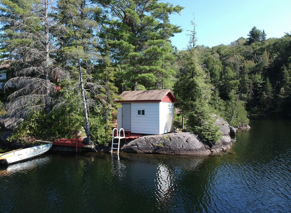 This Ontario Lakeside Cottage For Sale Has Views And Is So