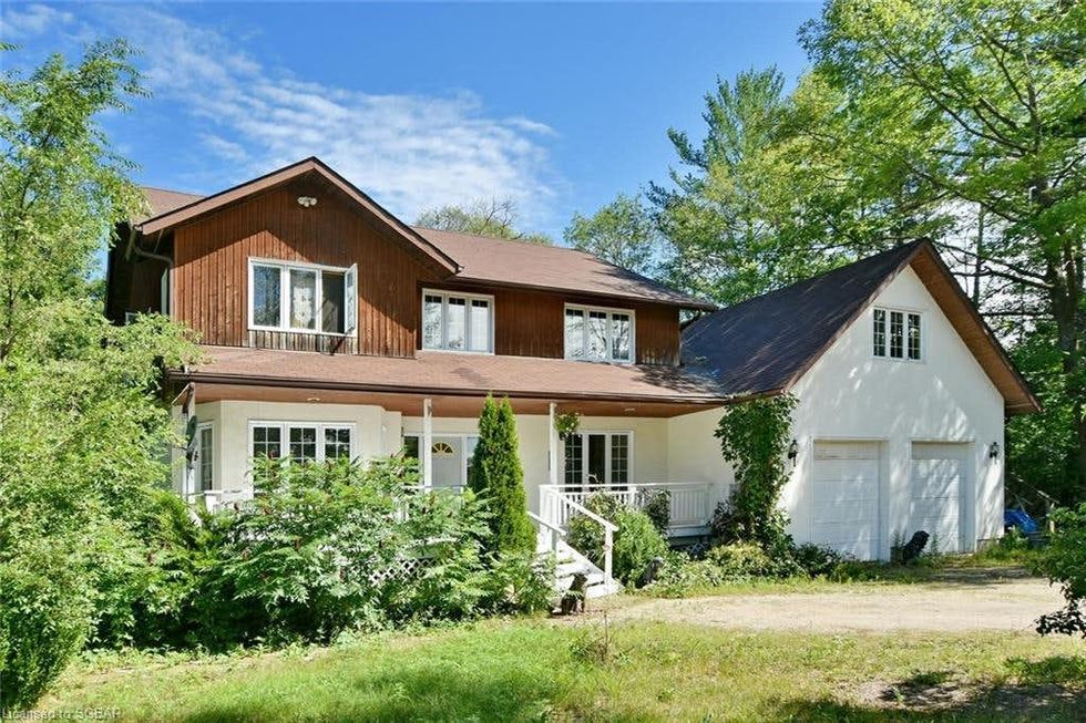 Wasaga Beach Homes For Sale Are Spots Near The Lake For Less Than 600K Narcity Wasaga Beach Homes For Sale Are Spots Near The Lake For Less Than 600K Narcity