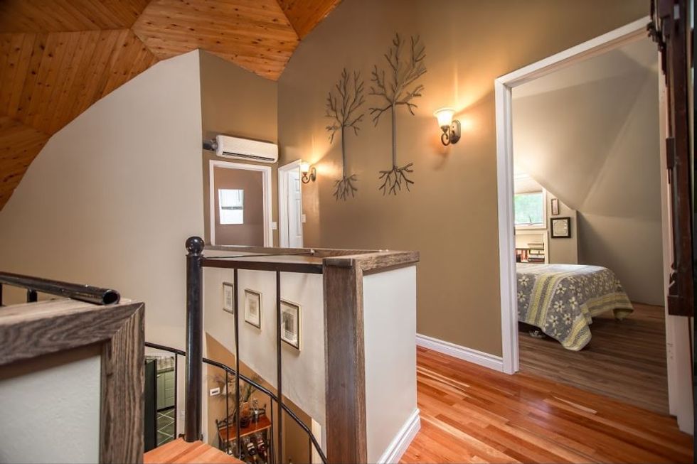 Dome House For Sale In Ontario Has 5Bedrooms & Costs 295K (PHOTOS) Narcity