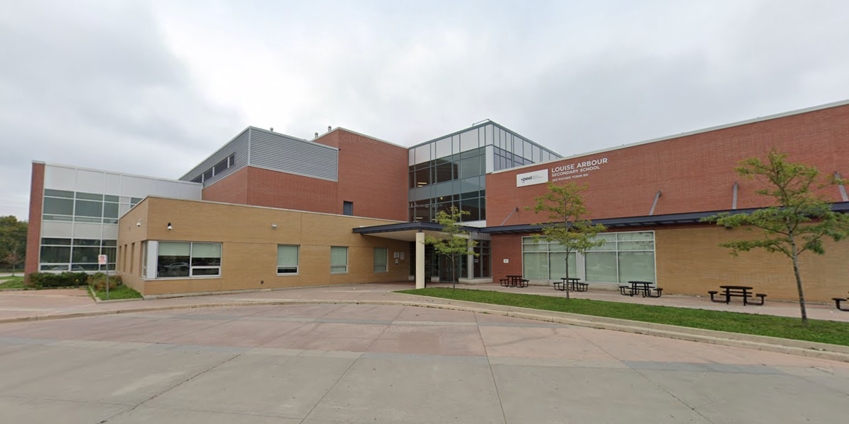 Peel Online School Slammed With New Students & Brampton High School