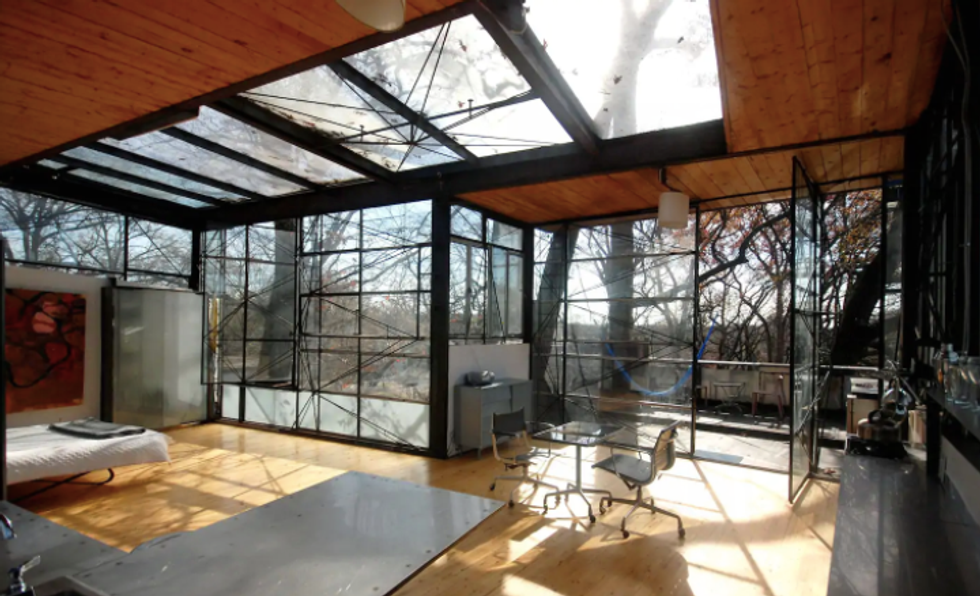 Atlanta Airbnb Rental Glass Treehouse Is An Enchanting Modern Marvel