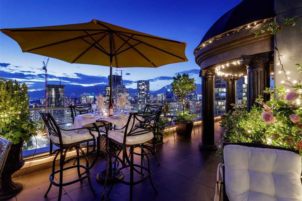Penthouse In Vancouver Has A Rooftop Patio Big Enough For A Restaurant