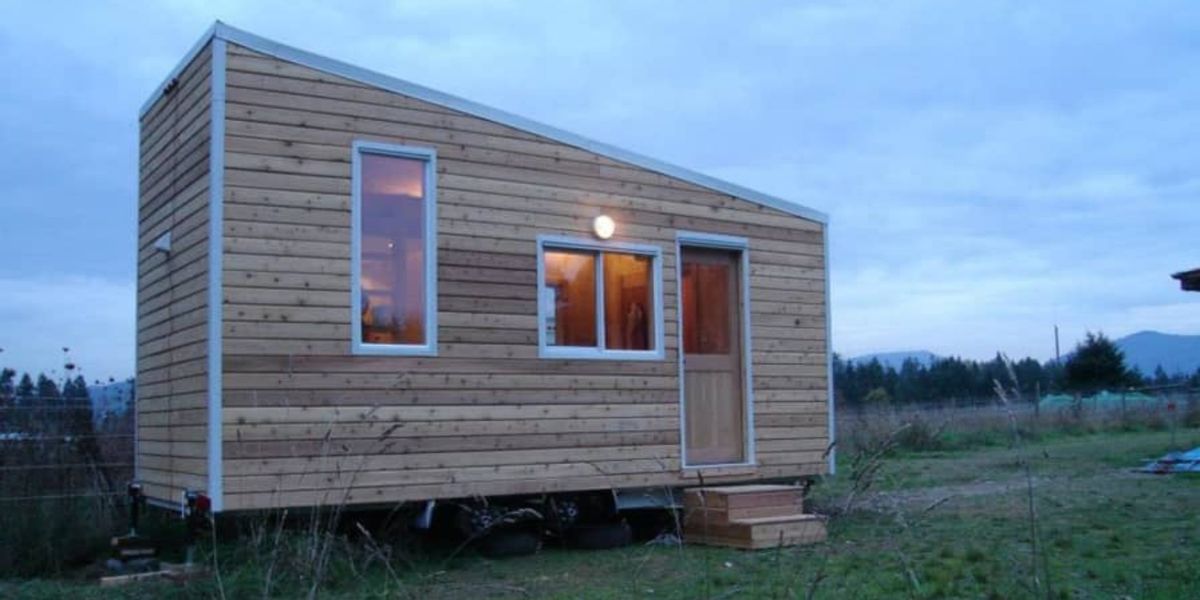 Tiny House For Sale In BC Is Just 25,000 & The Loft Bed Is So Dreamy