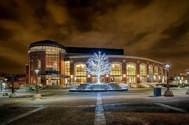 14 Signs You Grew Up In Brampton Narcity