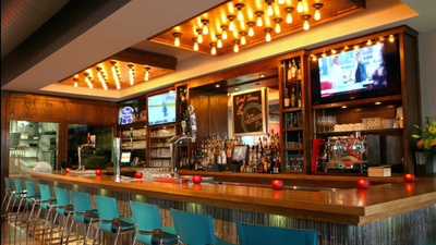 28 Amazing Restaurants You Need To Eat At In London, Ontario - Narcity