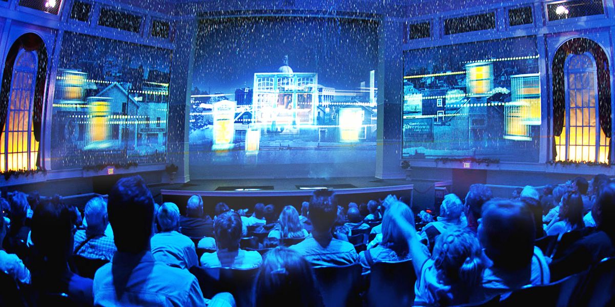 Cineplex�s 4D Theatre With Moving Chairs And Special