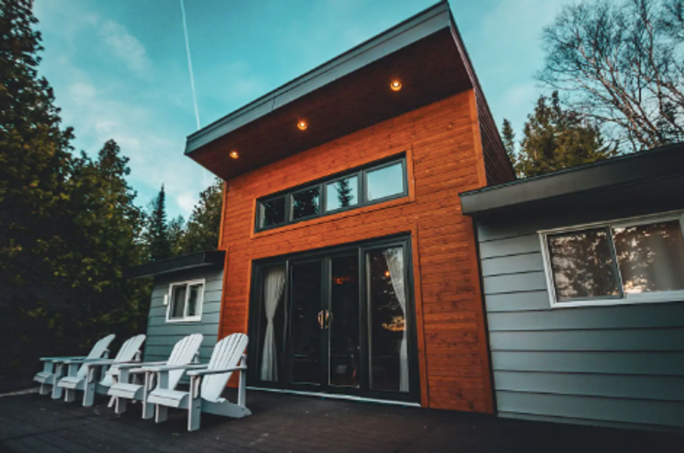 10 Romantic Airbnbs In Ontario To Escape The City With Bae Narcity