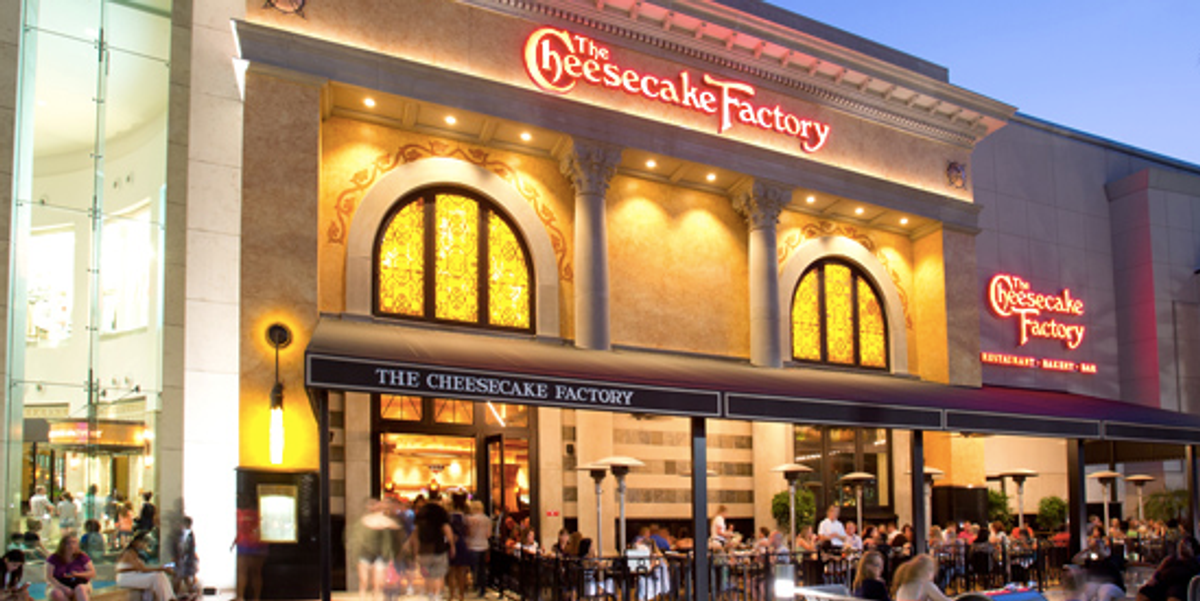 The Cheesecake Factory Is Coming To Toronto Narcity