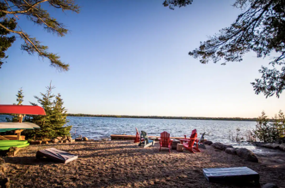 11 Cheap But Beautiful Beachfront Cottages You Can Rent In Ontario