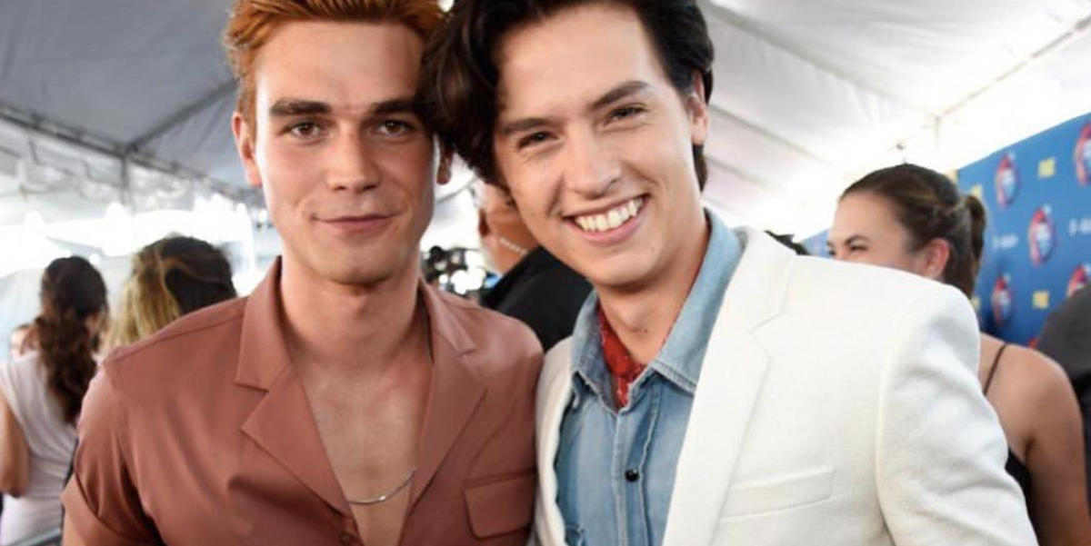 Riverdale Voici Avec Qui Les Acteurs Sont En Couple Dans La Vraie Vie Narcity