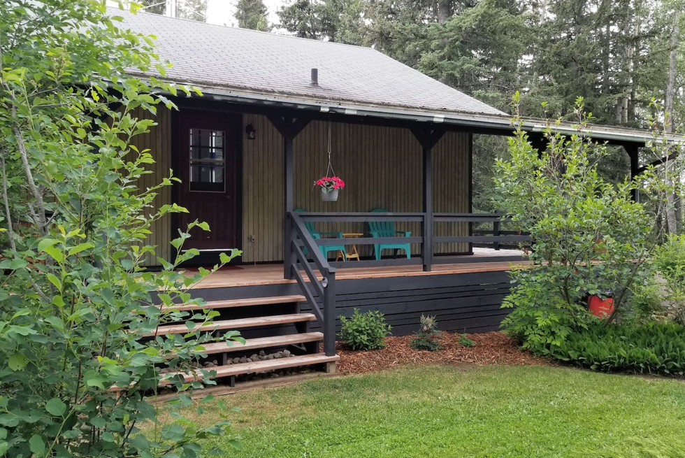 16 Cheap Alberta Cottages To Rent For Summer 2019 Narcity