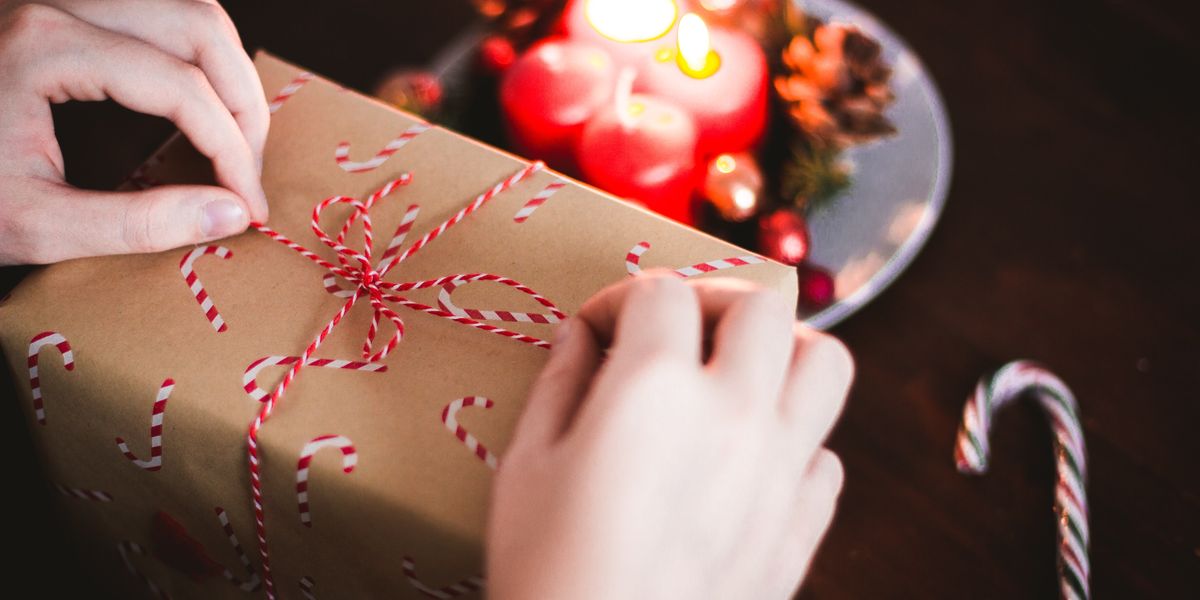 Christmas 2020: Canadians Share Their Thoughts About The Holidays This Year - Narcity