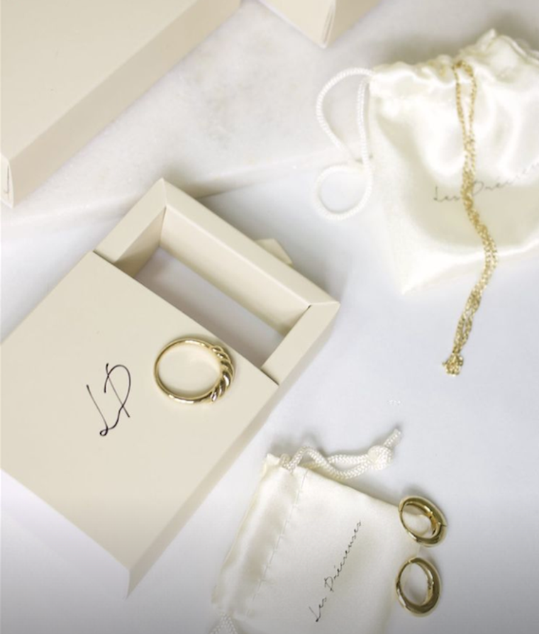 Cassandra Loignon Lance Des Bijoux Les Precieuses Narcity