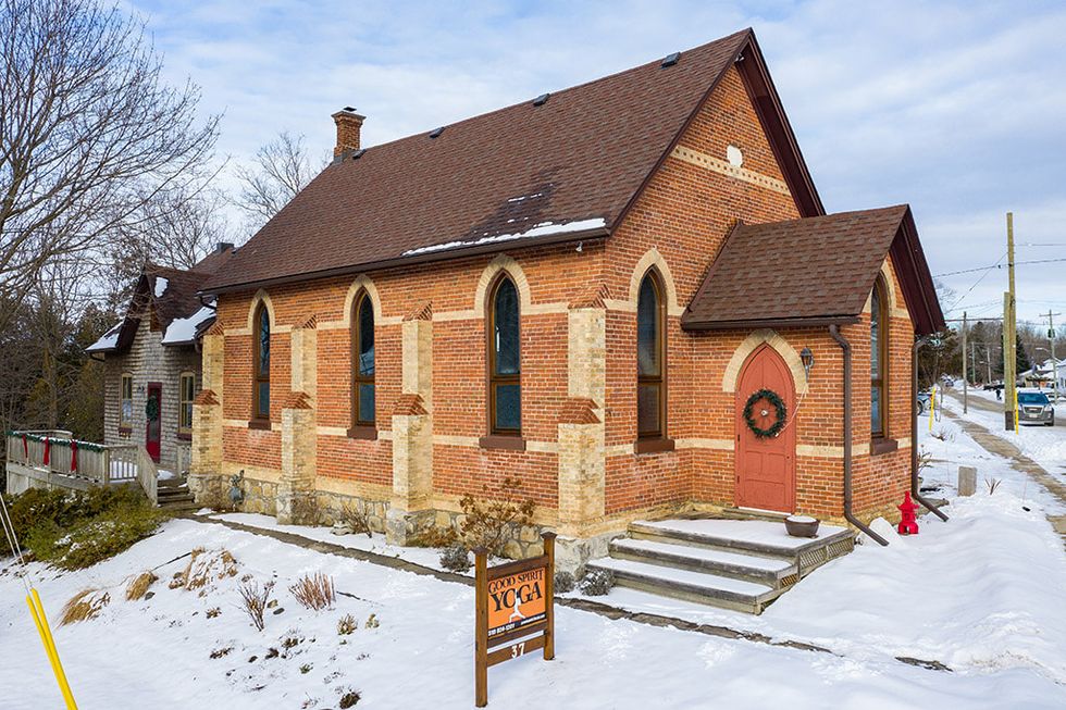 Ontario's Church House For Sale Sits On A River & It's So Cozy Narcity