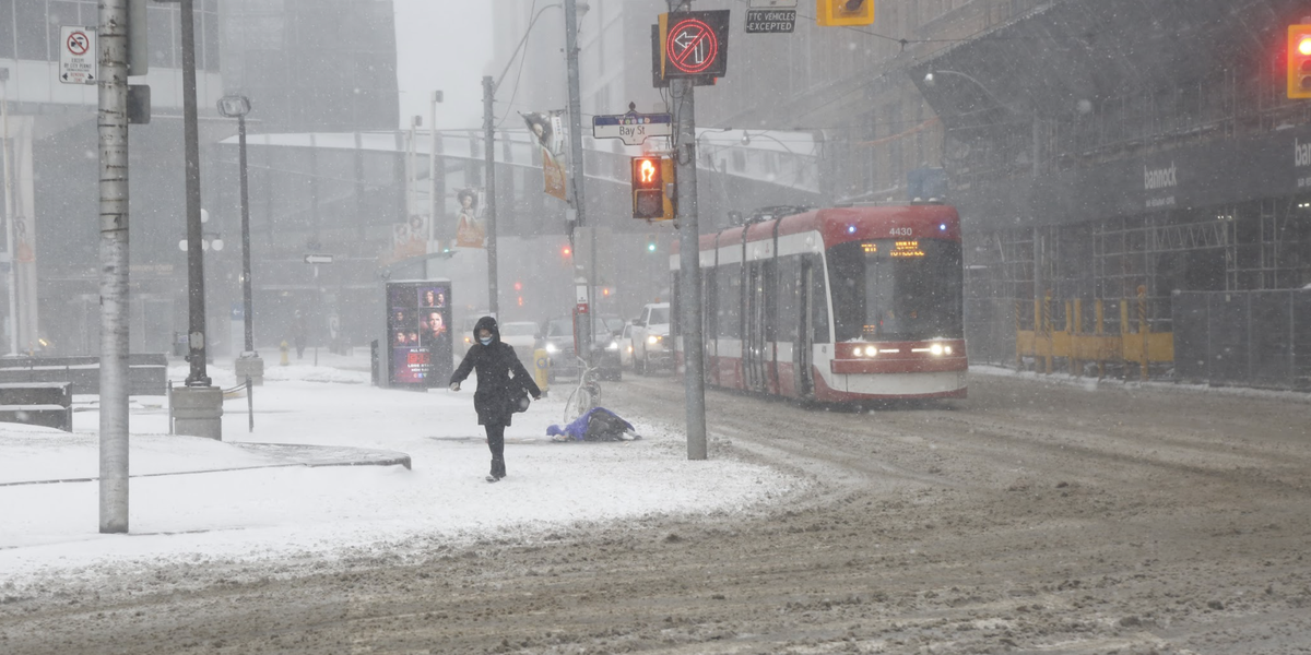 Ontario Winter Storm Could Bring 20 cm Of Snow This Week Narcity