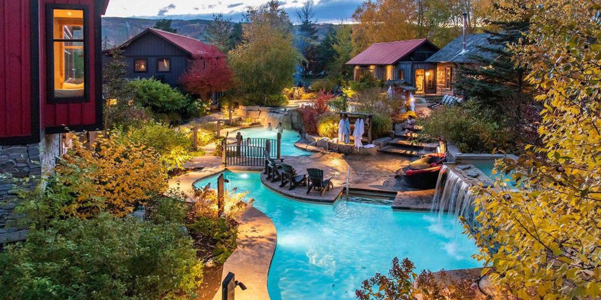 The Blue Mountain Scandinave Spa Is Reopening Its Dreamy Baths Narcity