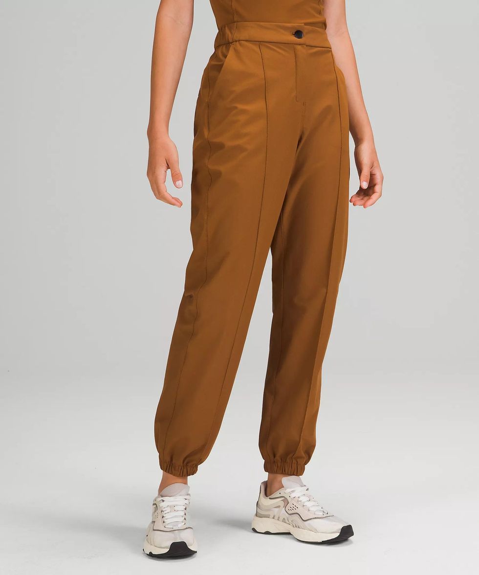 do lululemon workers get commissioned